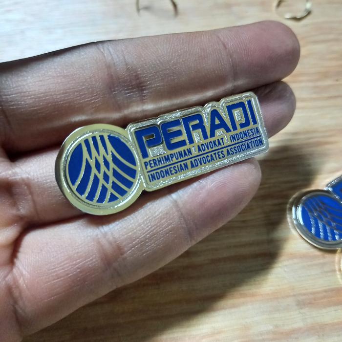 pin peradi baru//pin PERADI OVAL