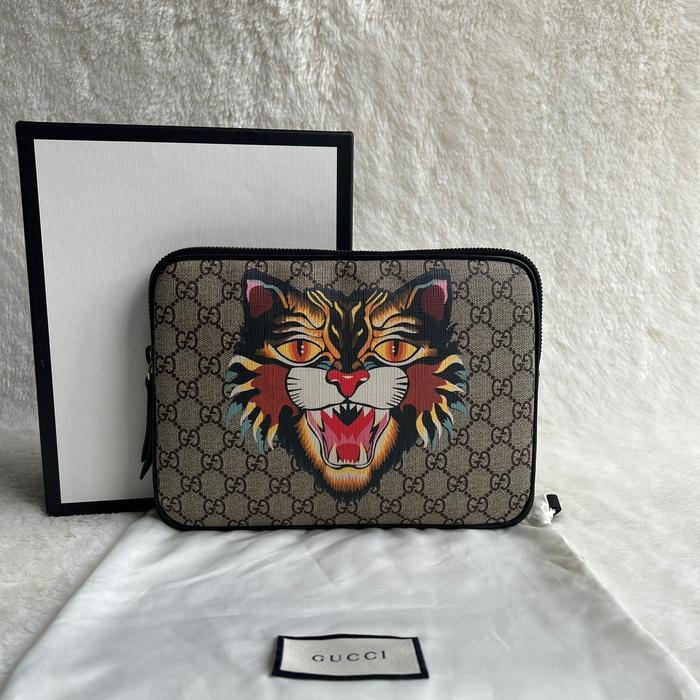 Gucci GG Angry Cat Clutch Original Authentic Clutch 100%Gucci GG Angry