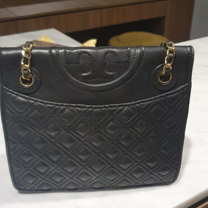 tas tory preloved