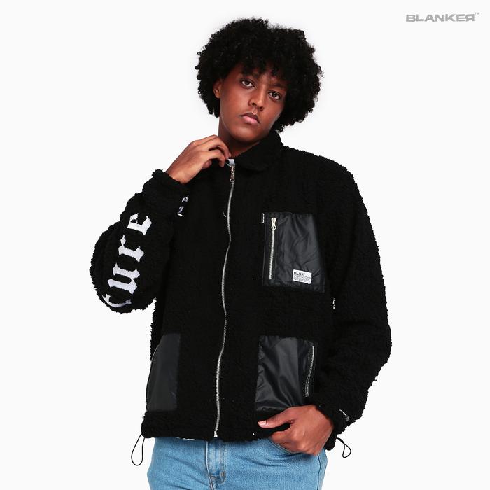 Blanker Sherpa Jacket Black / Triple Pocket / Become Culture