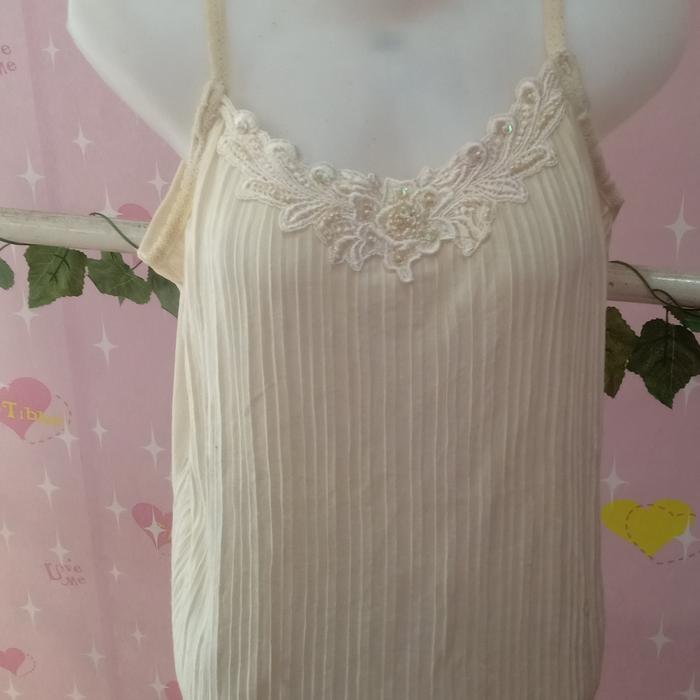 preloved tanktop krem kombinasi renda