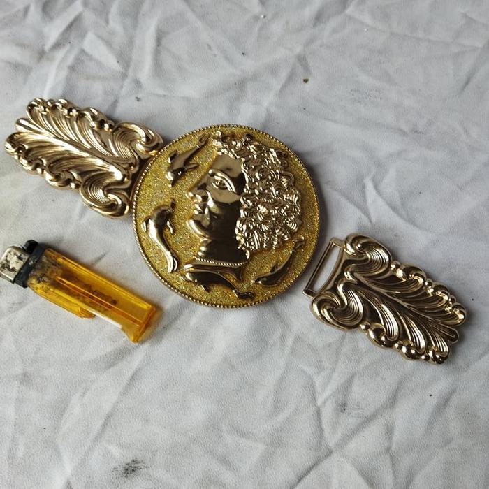 Vintage kepala gesper Kuningan