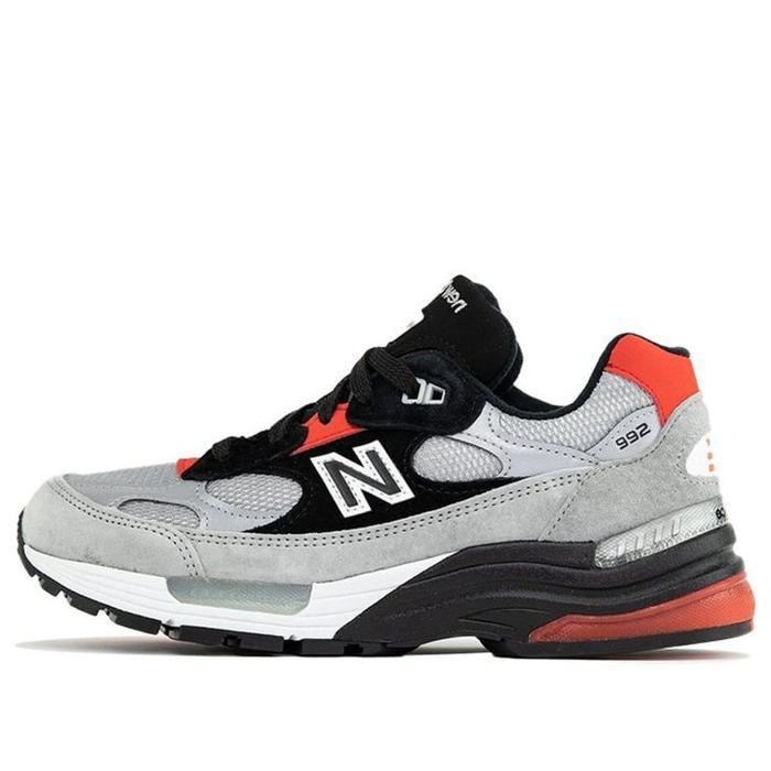sepatu sneaker NB pria grey black orange