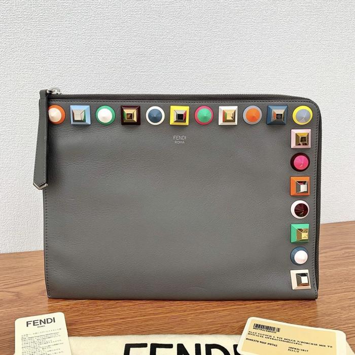 Fendi clutch girl original ysl dior mcm balenciaga lv gucci louis tumi