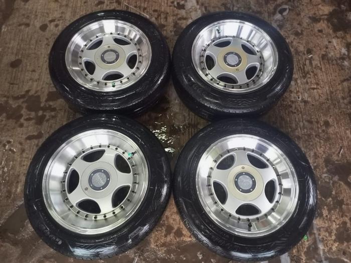 Velg Bekas Mobil Racing O'Z Celong Ring 15 Lebar 7/8 Pcd 8x100/114