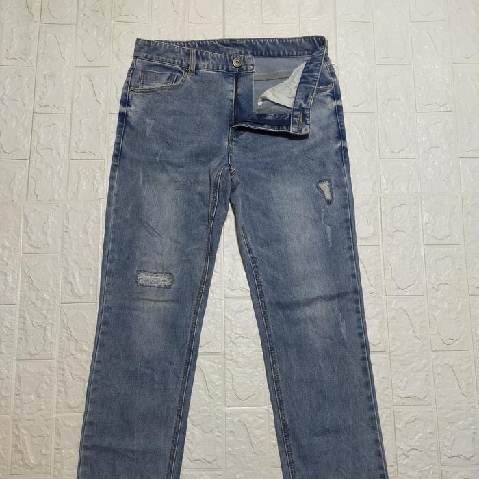 CELANA PANJANG-F2F-RIPPED-JEANS-SIZE:29 (170 T 8)