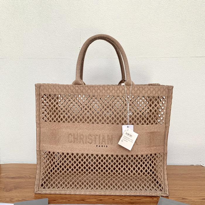 Dior tote bag in clay 2020 christian lv gucci louis fendi chanel prada
