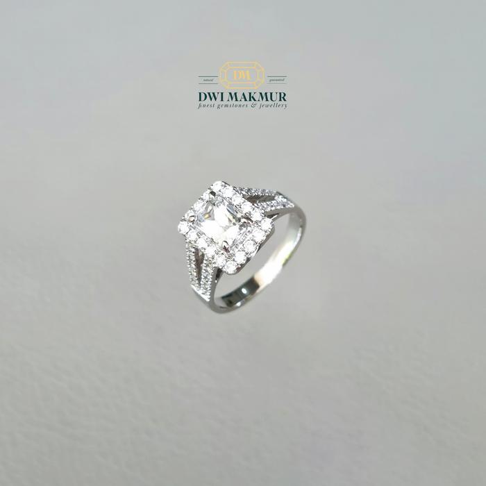Certified,Lux & Beauty,NH 1.58 Cts Colorless SAPPHIRE GD Ladies Ring