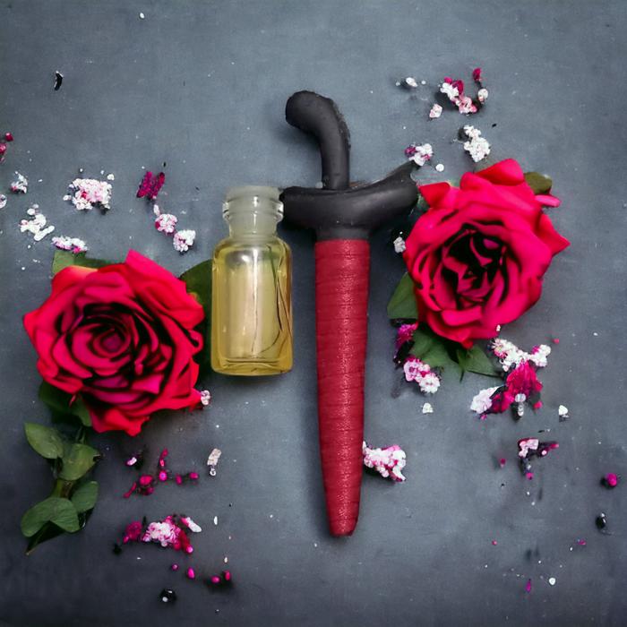 Keris Combong Kecil Tali merah