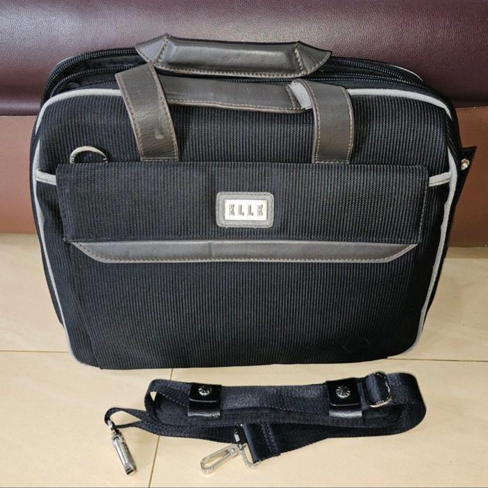 Tas selempang laptop ELLE original