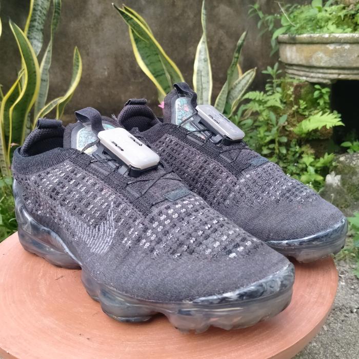 Sepatu Second Sneakers Nike Vapormax Size 37 ke 38 Insole 23,5 cm