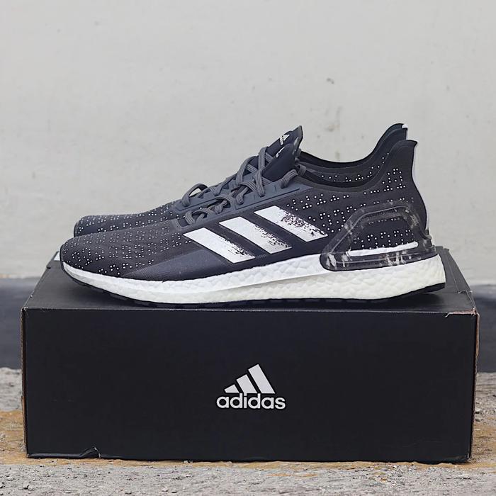 ADIDAS ULTRABOOST PB BLACK SILVER