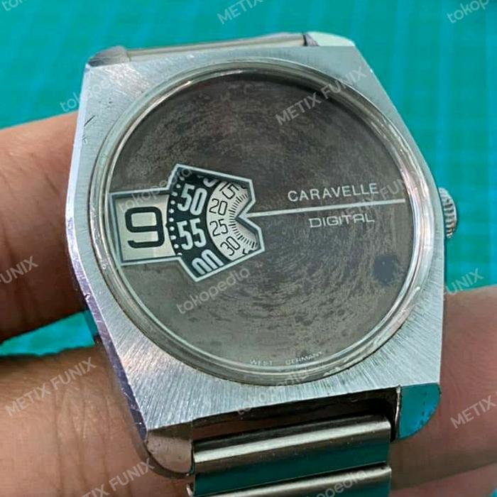 Arloji Vintage Digital Jump Hour CARAVELLE by BULOVA Swiss Watch
