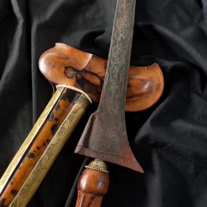 Keris Kebo Lajer Pamor Udan Mas Tangguh Pajajaran Sepuh Kuno