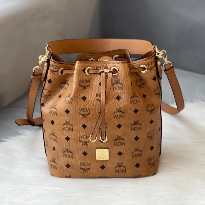 MCM SMALL AREN DRAWSTRING BAG Cognac