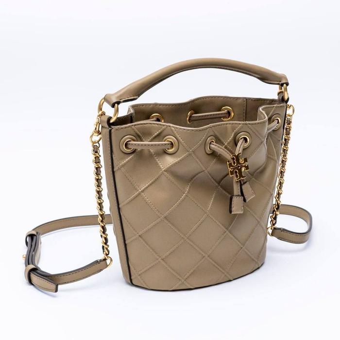TORY BURCH Fleming soft small bucket bag in pebblestone