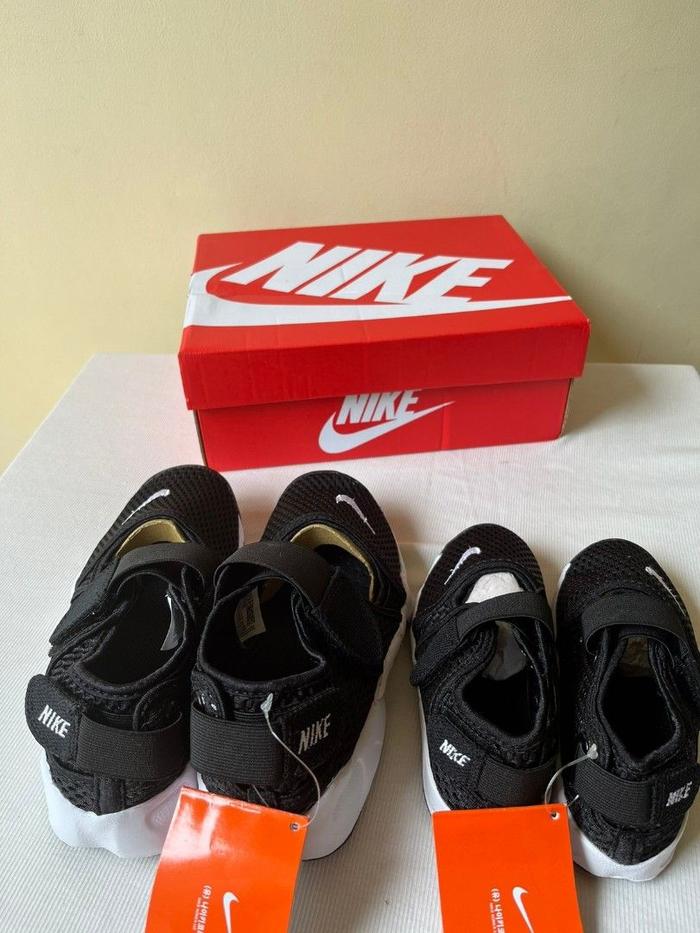 NIKE LITTLE RIFT