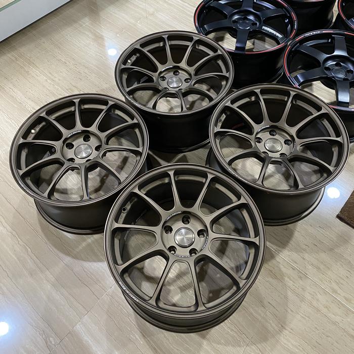 Volk Rays ZE40 Original Japan R18 Bronze PCD 5x114 Velg 5 x 114 ORI