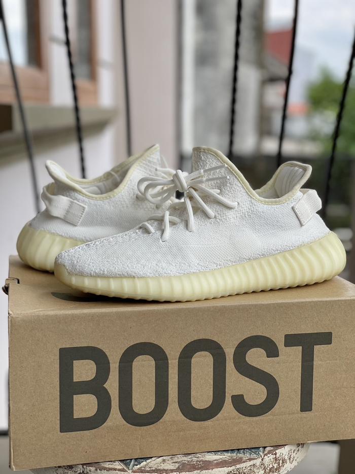 Yeezy 350 V2 Cream White
