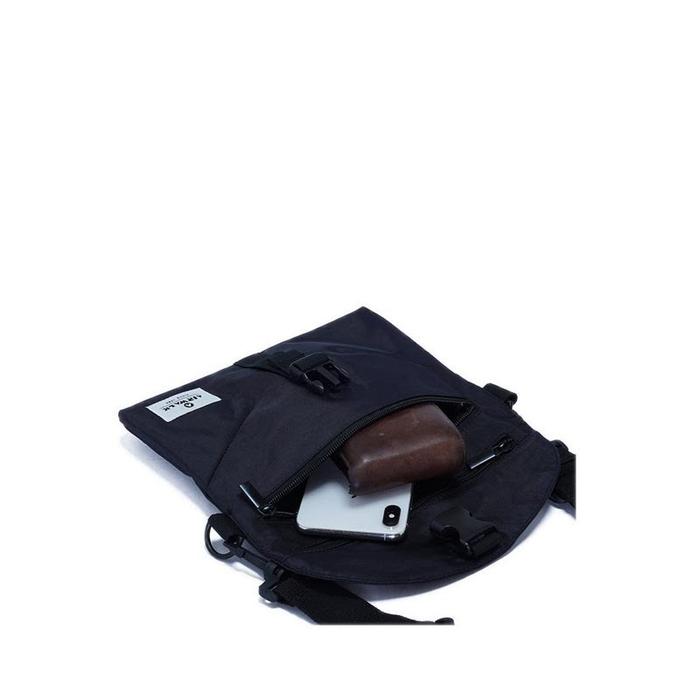 Tas Selempang Airwalk Stat Unisex Waist Bag Pria Wanita Lightweight