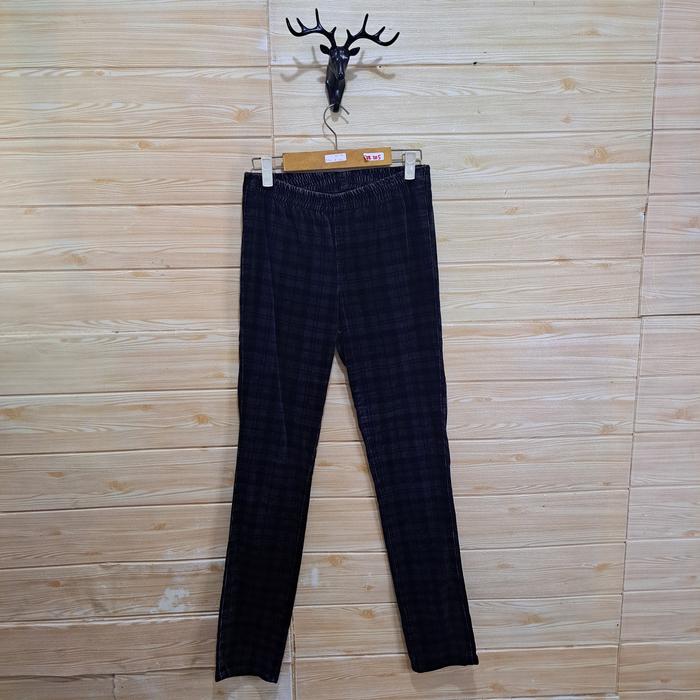 Celana Corduroy Kode CDR205 plain Size S LP 68cm P 102cm OL15cm