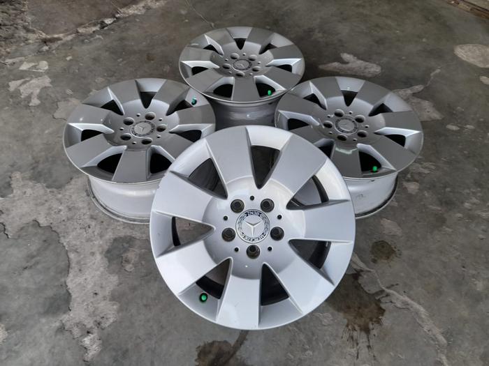 Velg Pelek Mobil Mercy C200 R16 Silver Original Pcd 5x112 Bisa 114.3