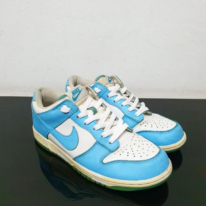 Nike dunk low blue ostrich air biru