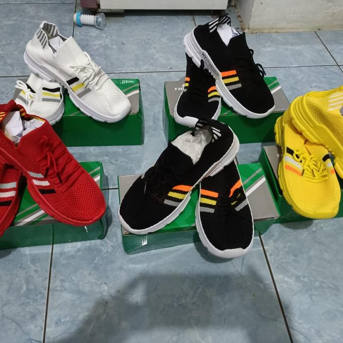 paketan 1 karton sepatu import