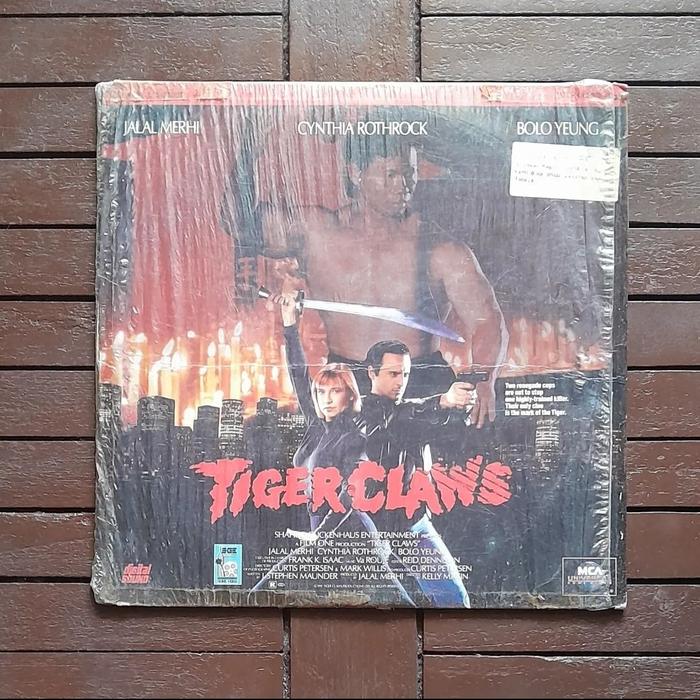 Kepingan Laser Disc TIGER CLAWS