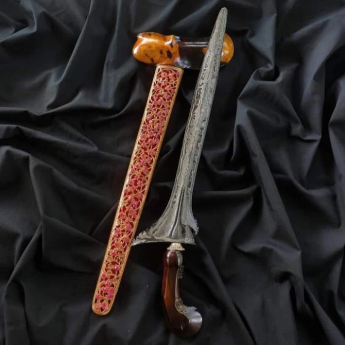 Keris Sinom Rombyong PB X Pamor Jala Sutra Gagah Istimewa