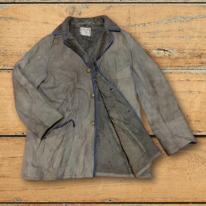 Jaket klasik kulit domba ukuran XL atau LD 114 made in England