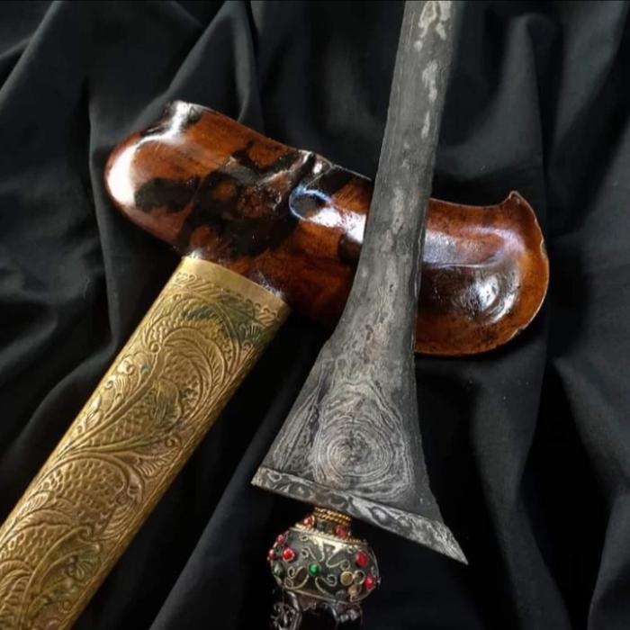 Keris Kebo Lajer Pamor Puser Bumi Tangguh Pajajaran Sepuh Kuno