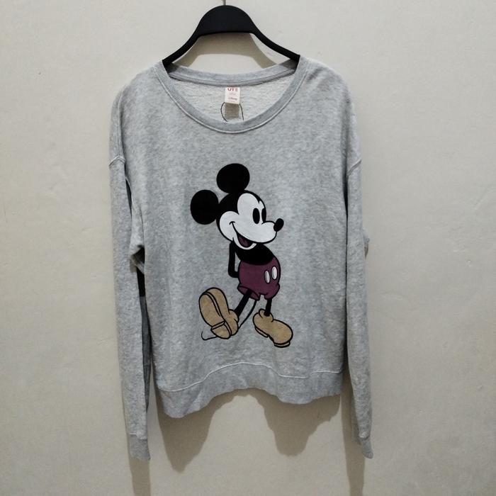 Sweater Crewneck Disney x Uniqlo Original Sweater Mickey Disney