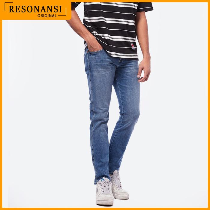 CELANA JEANS PRIA TERBARU WRANGLER ORIGINAL GREENSBORO 05P23 MED BLUE