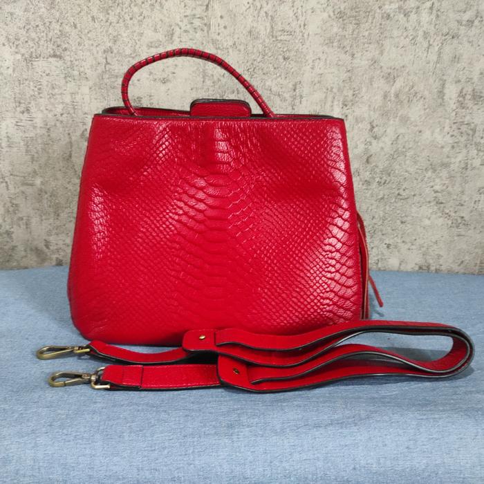 Tas merah kulit new