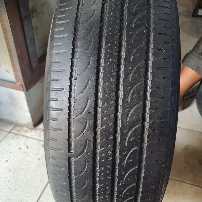 BAN YOKOHAMA 225/65 R17