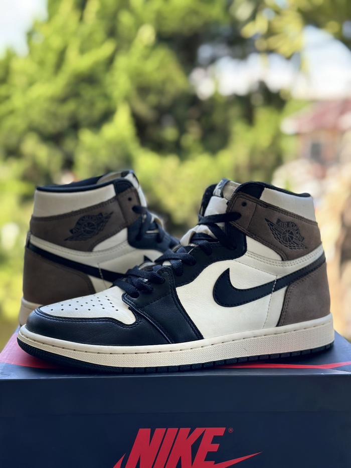 Air Jordan 1 high dark mocha authentic 1000%