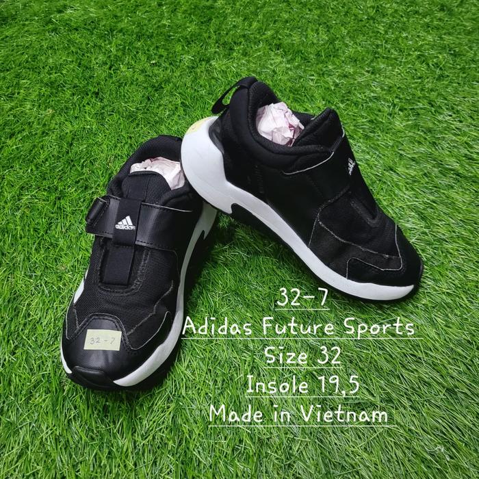 32-7 Adidas 4uture Sport
