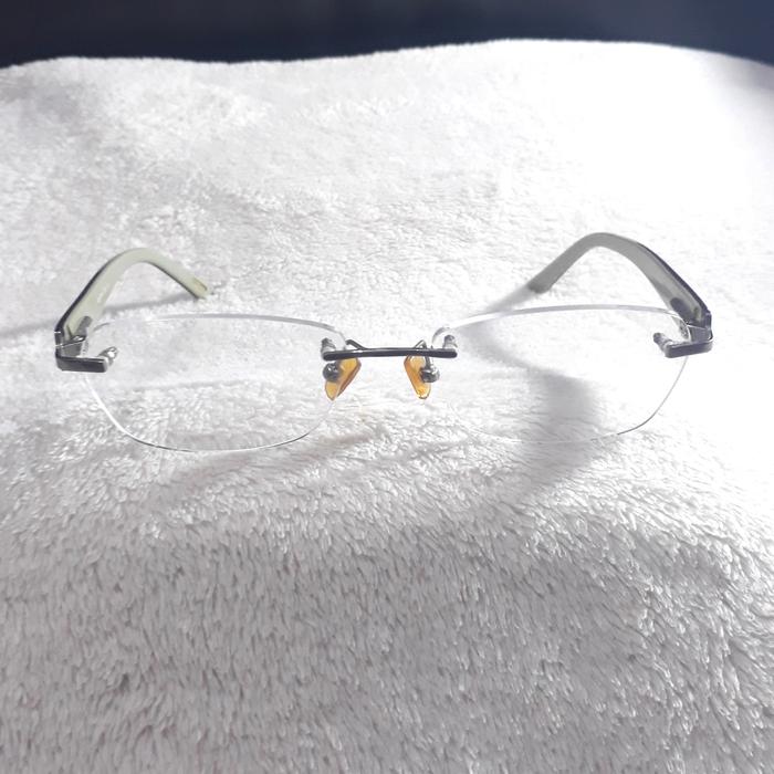 kacamata frame Revlon USA