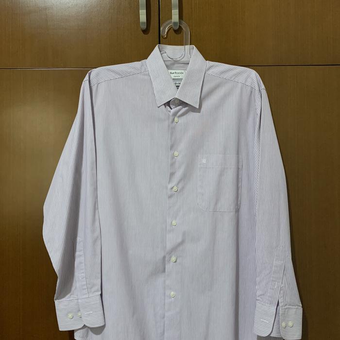 Kemeja Van Heusen