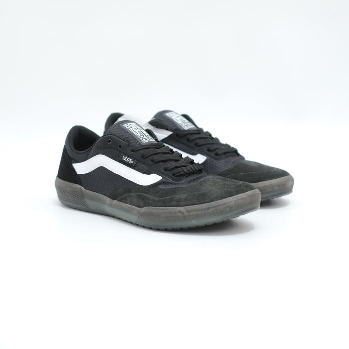BEST DEAL VANS AVE PRO BLACK WHITE ORIGINAL RESMI STORE