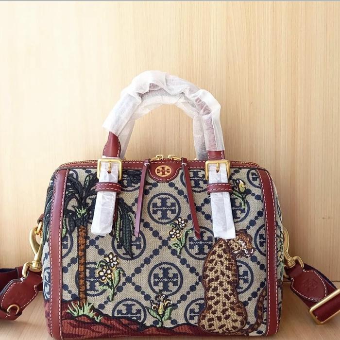tory burch monogram jacquard barrel preloved good condition