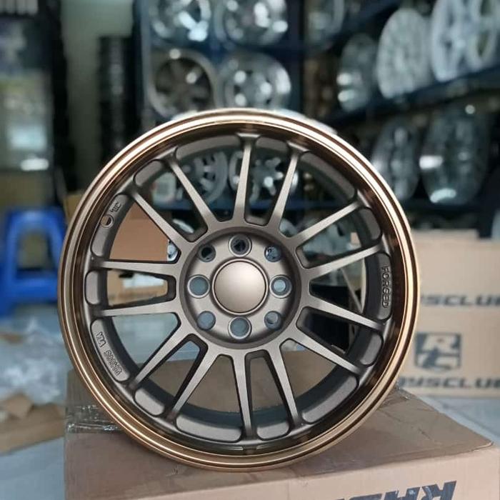 velg mobil re30 ring 15