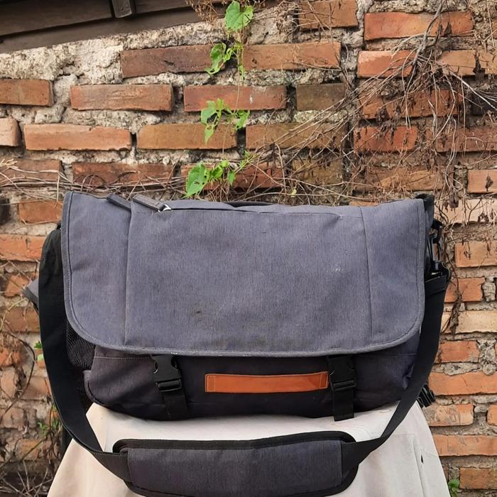 Shoopen messenger bag / sling bag