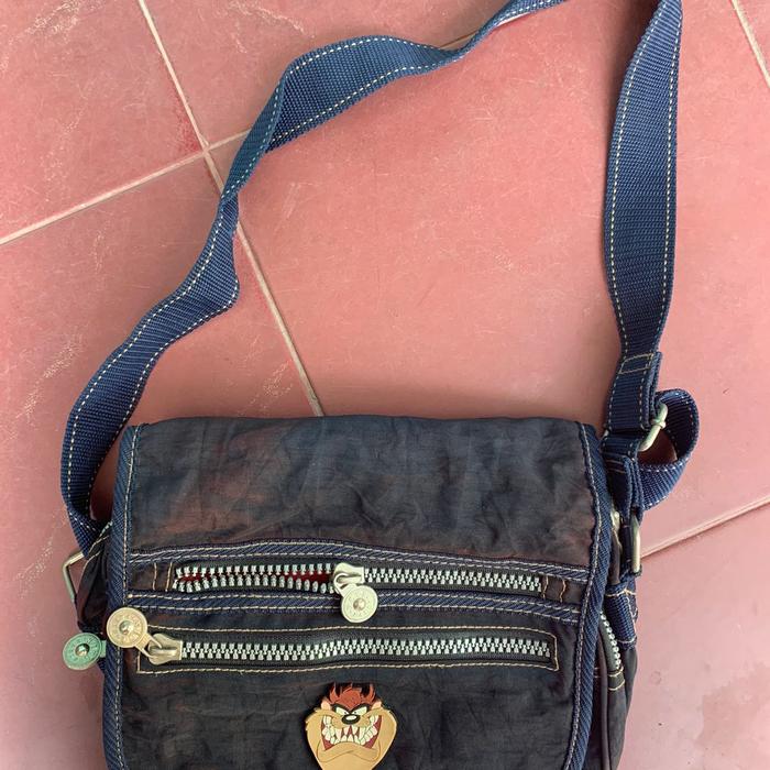 Sling bag Neve Paris x Tazmania Vintage
