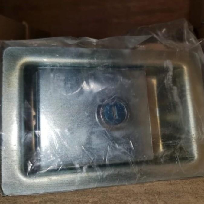 KUNCI PINTU POMPA HYDRAULIC LOCK Lock Cabin Cat 320 Cat 320C Cat 320D