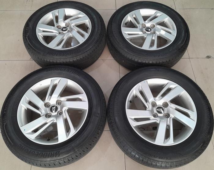 VELG SEKEN STD ROCKY R16X6 4X100 ET40 SILVER + BAN BS 205 65 R16(75%)