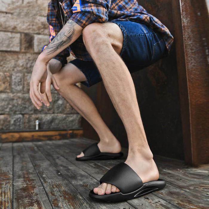 Sandal Yeezy kanye Slide Black Ringan Sandal Slop Yeezy