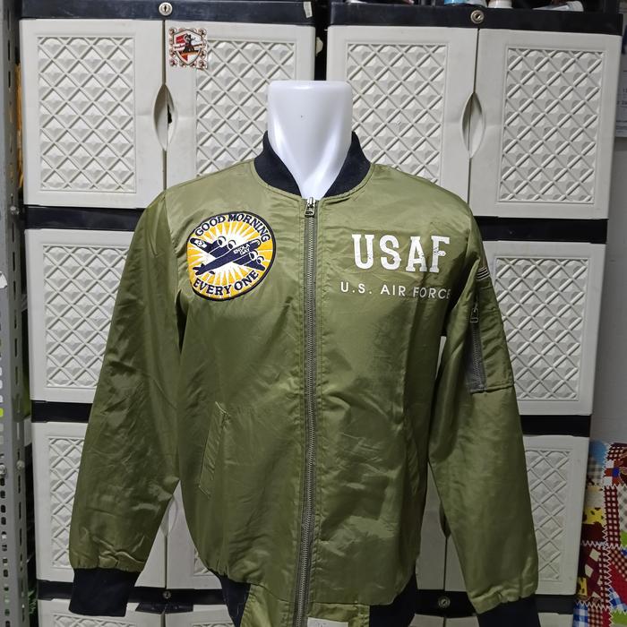 JAKET BOMBER AMES BROS L