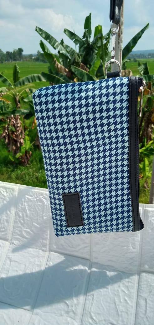 DOMPET WANITA MOTIF HOUNDSTOOTH